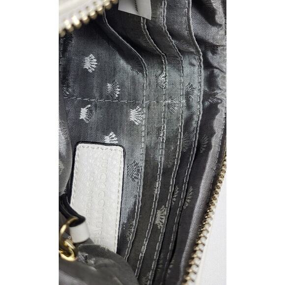 Juicy Couture Cream Pebbled Wristlet Purse Organizer - Picture 7 of 8